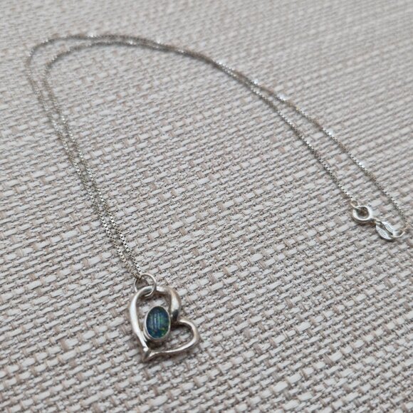 16 Inch Sterling Silver Opal Rustic Heart Pendant Necklace A4869 - Picture 3 of 8